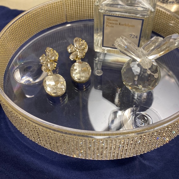 Sparkling oval shaped clear stone - Picture 1 of 4